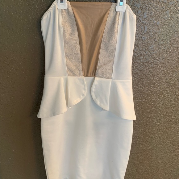 White Strapless Charlotte Russe Peplum Dress - Picture 1 of 5